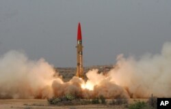 Pakistan bắn thử nghiệm một phi đạn đạn đạo có khả năng mang đầu đạn hạt nhân tới bất kỳ nơi nào trên lãnh thổ Ấn Độ.