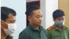 Công an khám xét nhà khi bắt giữ nhà báo Đoàn Kiên Giang, một trong ba thành viên của nhóm Báo sạch bị khởi tố và bắt giam hôm 20/4. (Ảnh chụp màn hình báo Công an Nhân dân)