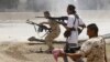 لیبیا: پناہ گزینوں کے حراستی مرکز پر فضائی حملہ، 40 افراد ہلاک