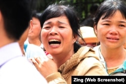 Vợ ông Đặng Văn Hiến đau buồn khi tòa phúc thẩm y án tử hình