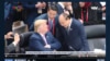 Thủ tướng Phúc tiếp cận tổng thống Mỹ sau khi ông Trump chỉ trích Việt Nam
